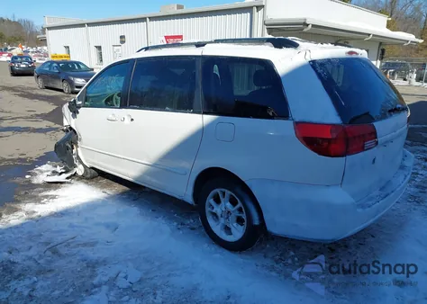 2005 Toyota Sienna Le z USA, uszkodzony, nr VIN 5TDBA23C35S051343
